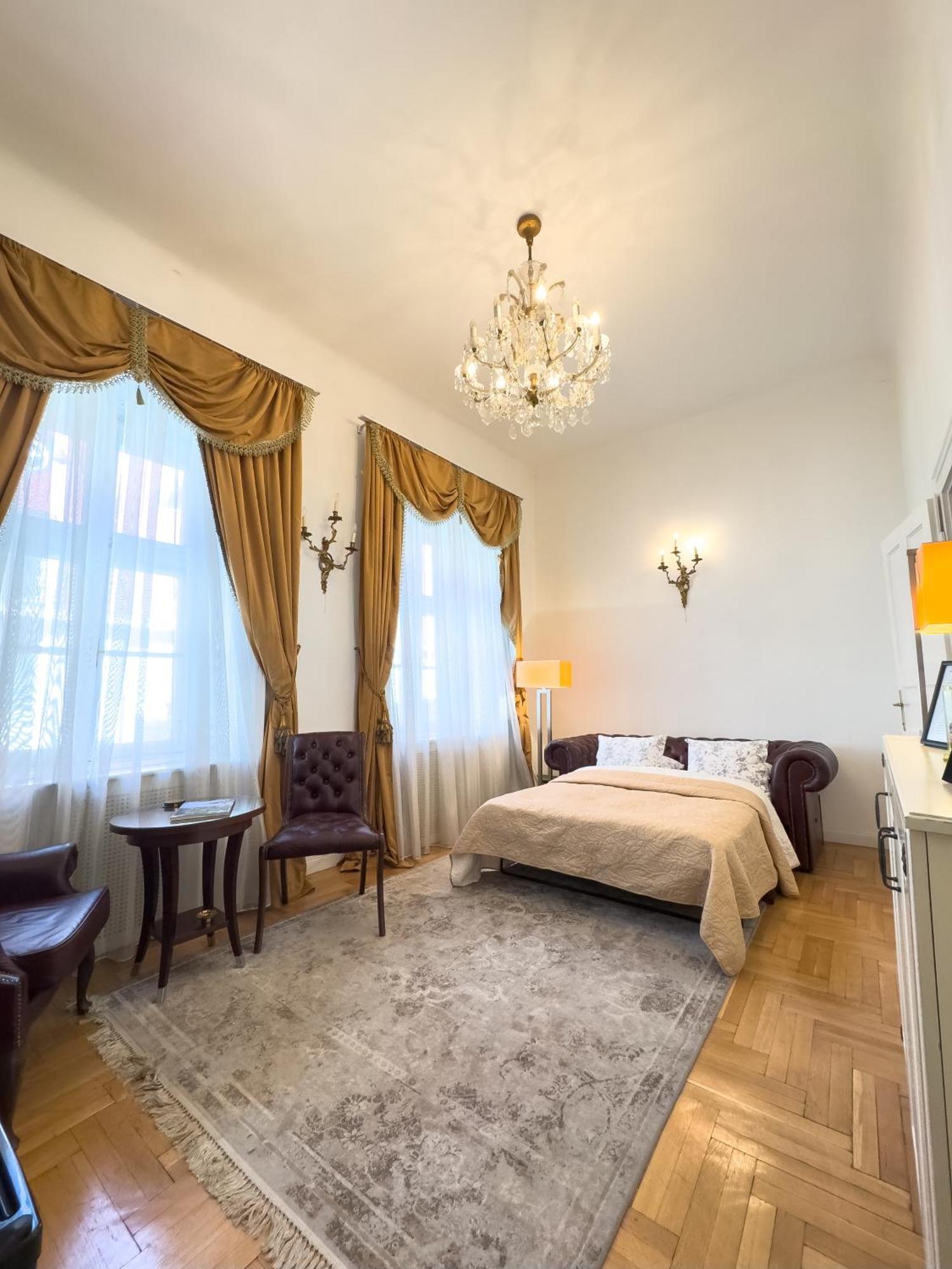 Budapest Opera Studio Екстериор снимка